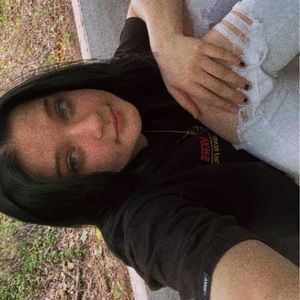 Meet your Posher, Selene